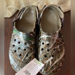 men’s camo iconic comfort crocs size 11
